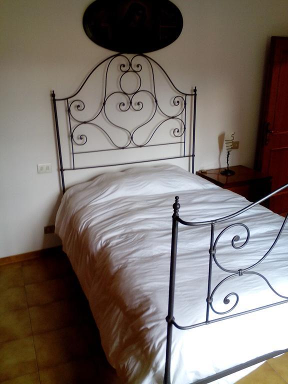 Apartamento Il Vecchio Cipresso San Gimignano Exterior foto