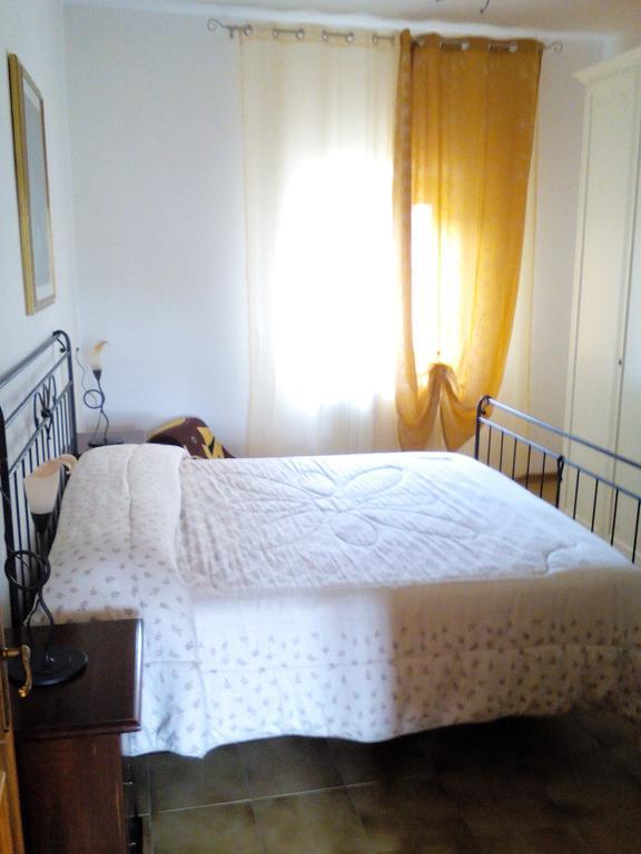 Apartamento Il Vecchio Cipresso San Gimignano Exterior foto